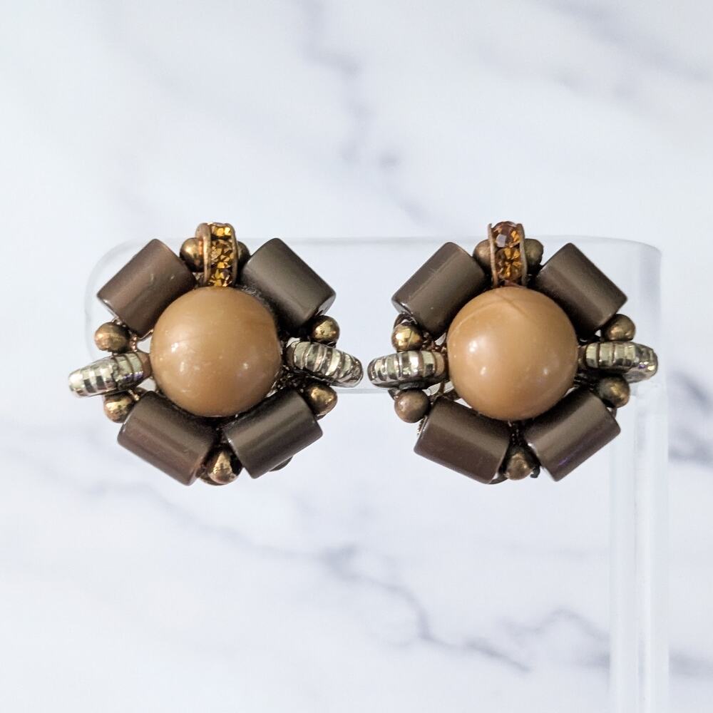 Vintage Clip On Earrings 1" Brown/Tan Statement Cluster